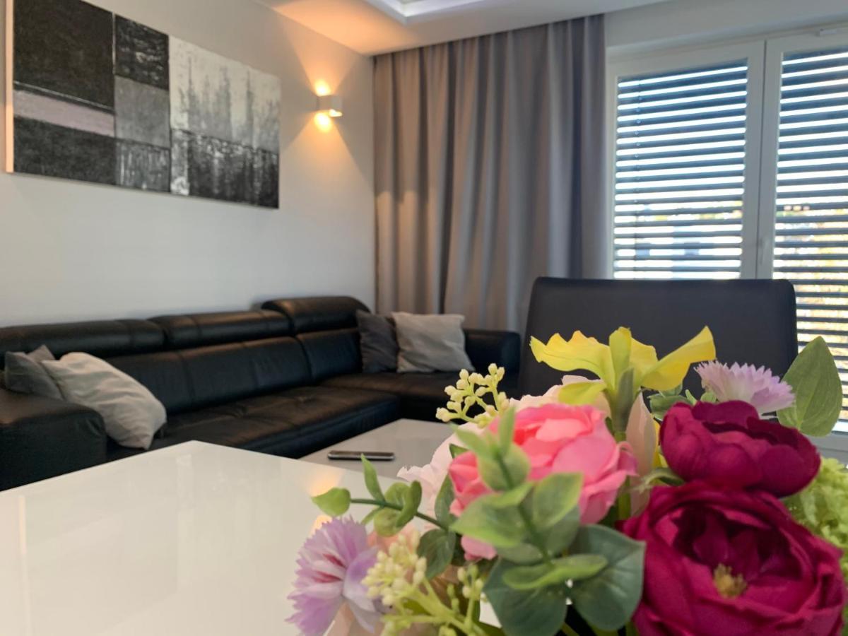 Exklusiv-Apartment Дзивновек Екстериор снимка