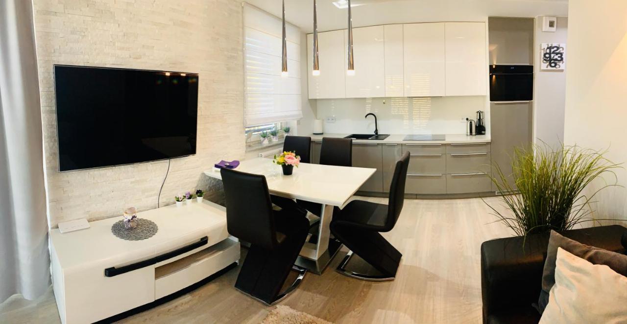 Exklusiv-Apartment Дзивновек Екстериор снимка